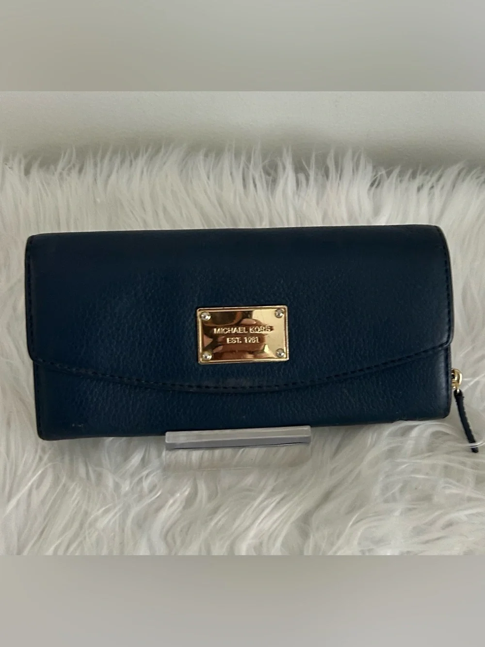 Michael Kors Navy Pebbled Leather Continental Wallet Zip Around Clutch Gold Logo